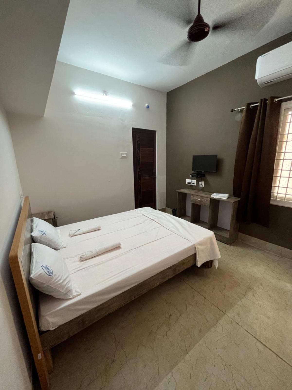 San Beach Residency Karaikal Exterior foto